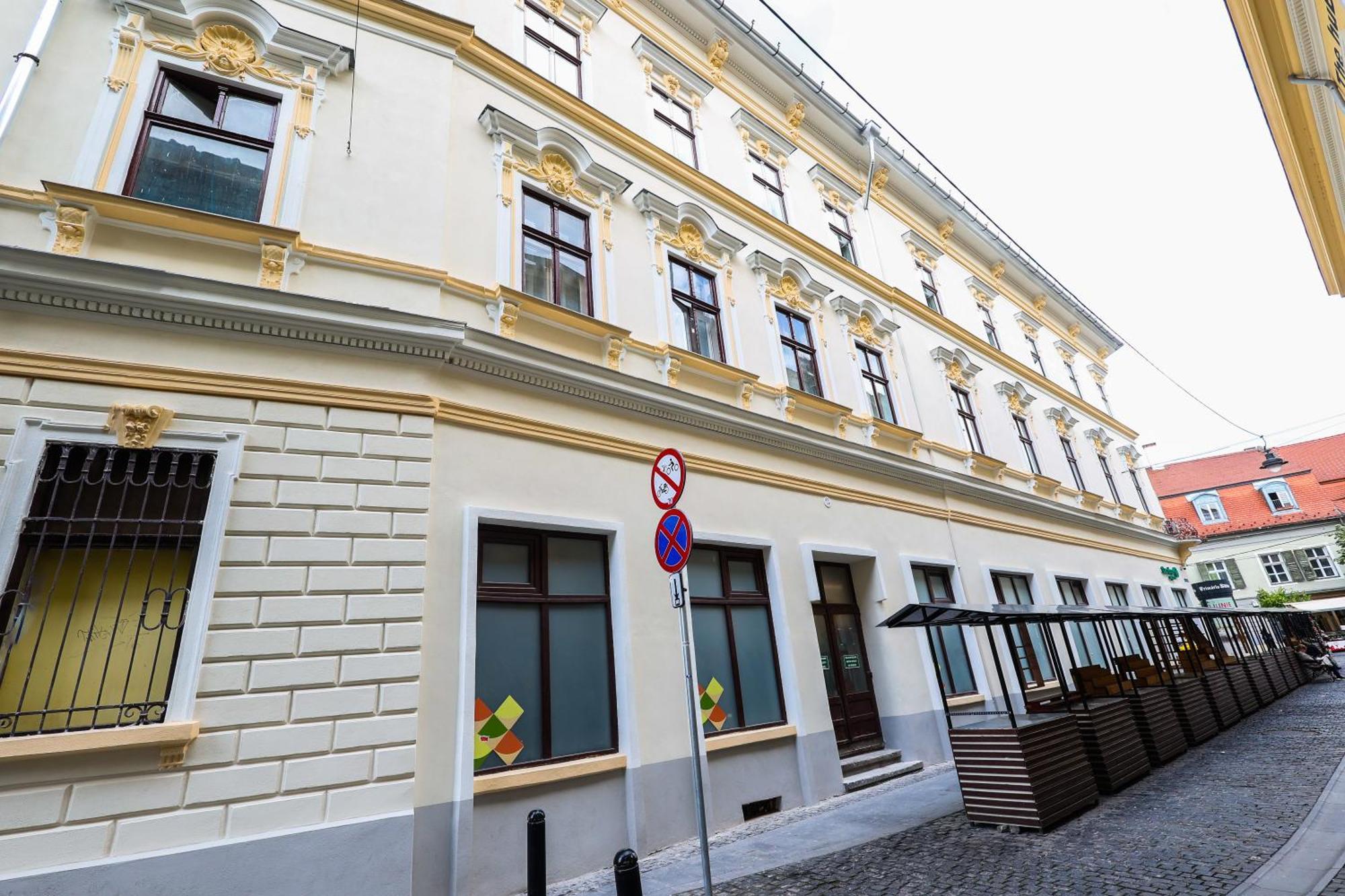 Floasiu Residence Guesthouse Sibiu Exterior photo